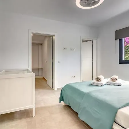 Βίλα Casa De Los Loros Pool Maintenance Πουέρτο Ντε Λα Κρουζ